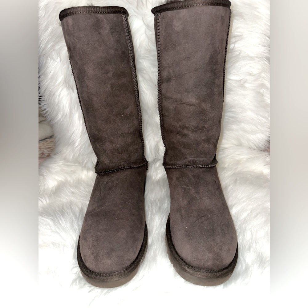 UGG WOMEN’S CLASSIC TALL II BOOT CHESTNUT  US9 UK7.5 EU40 JP26